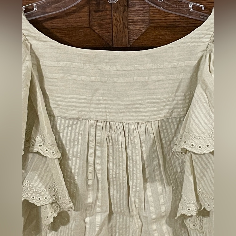 Loft Ruffle Sleeve Eyelet Top size XS - Picture 9 of 9